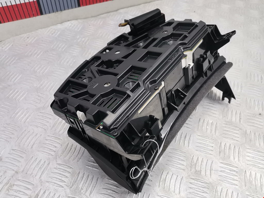 Панель приборов (щиток) OPEL Astra H/Family 2004-2015