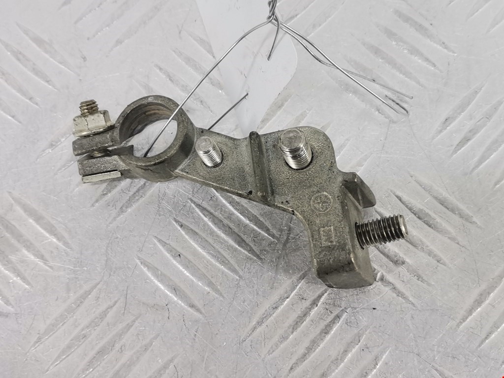 Клемма аккумулятора (плюс) + VOLVO V60 2010-2018