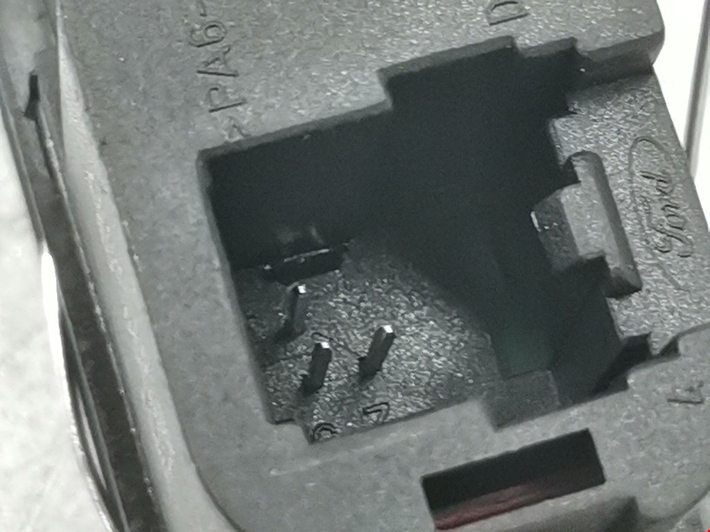 Кнопка аварийной сигнализации (аварийки) FORD C-MAX 2003-2010