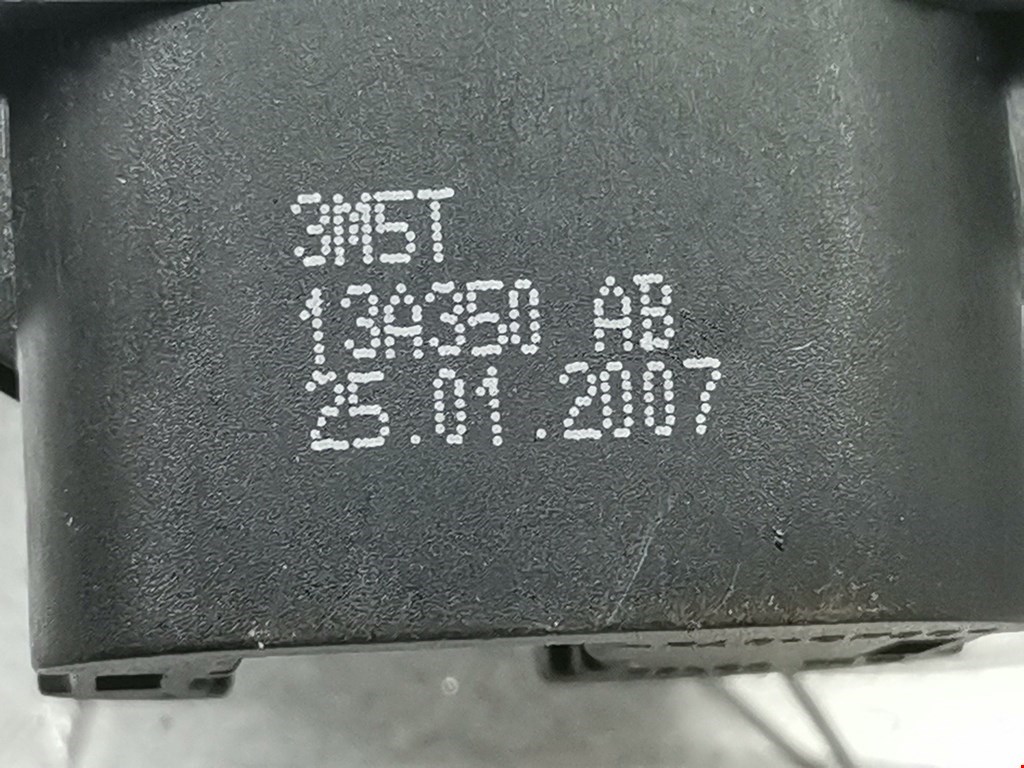 Кнопка аварийной сигнализации (аварийки) FORD C-MAX 2003-2010