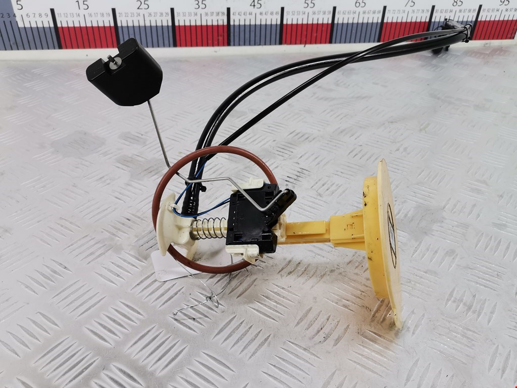 Датчик уровня топлива VOLVO V60 2010-2018