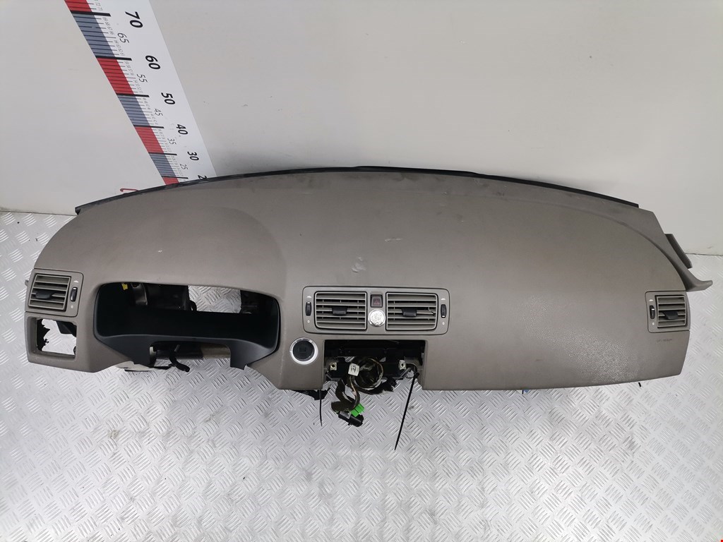 Торпедо VOLVO V50 I 2004-2012