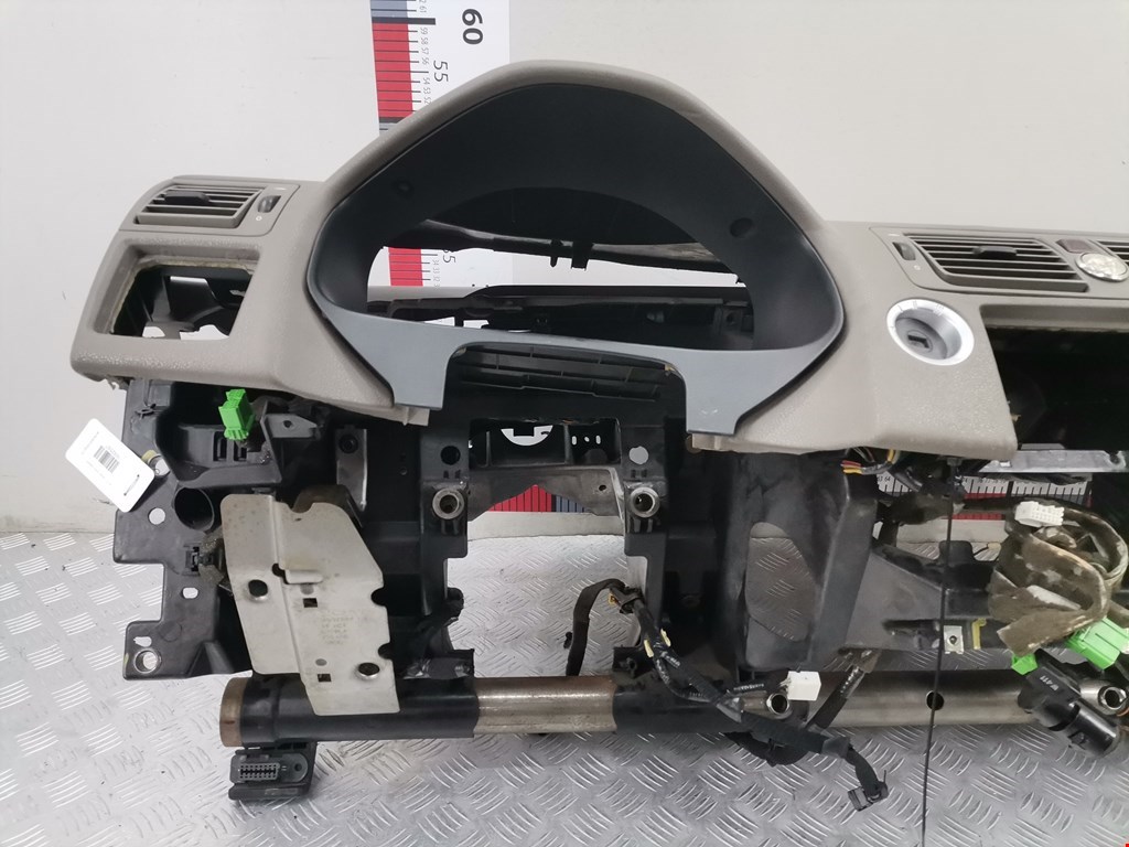 Торпедо VOLVO V50 I 2004-2012