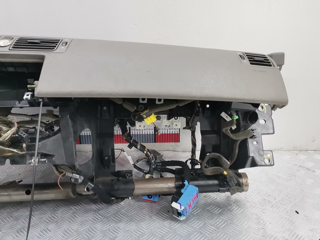 Торпедо VOLVO V50 I 2004-2012