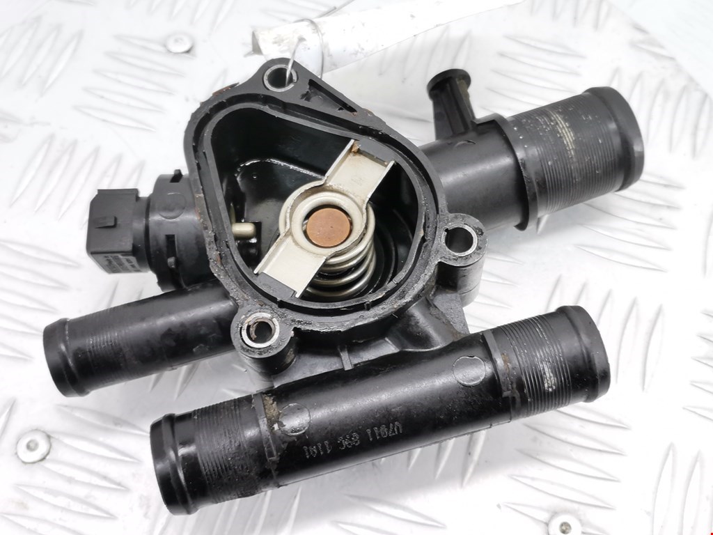 Корпус термостата RENAULT Scenic II 2003-2010