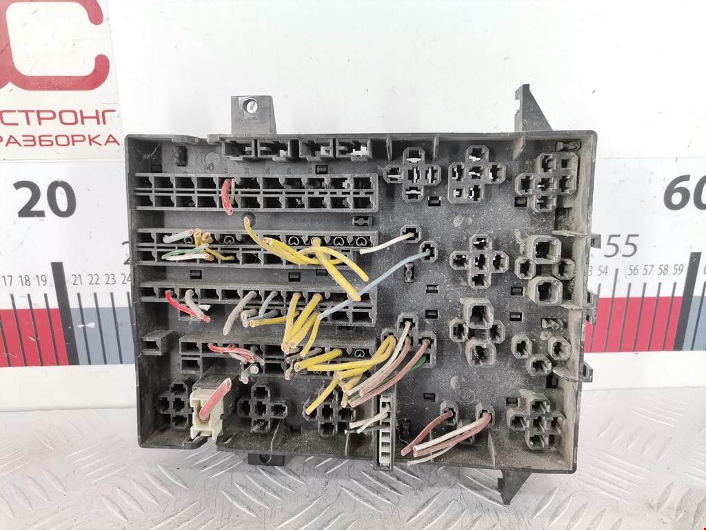 Датчик уровня в бачок омывателя OPEL Movano A 1998-2010