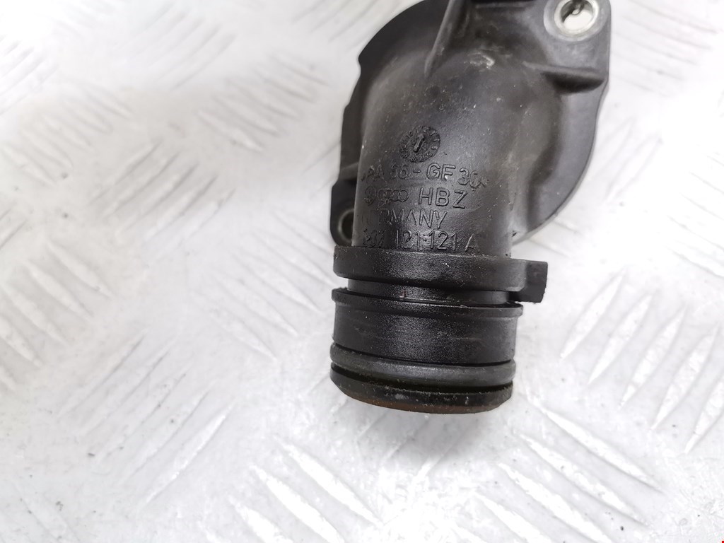 Корпус термостата VOLKSWAGEN Golf III 1991-1997