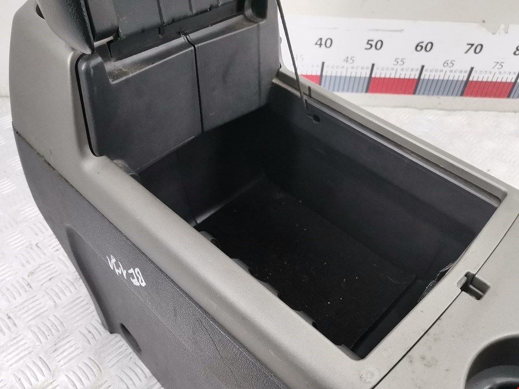 Подлокотник в салон FORD F-150 2004-2008
