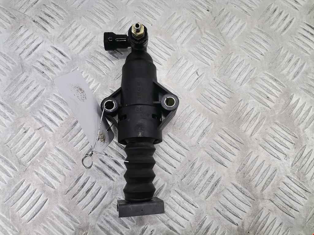 Цилиндр сцепления рабочий AUDI A3 8L 1996-2003