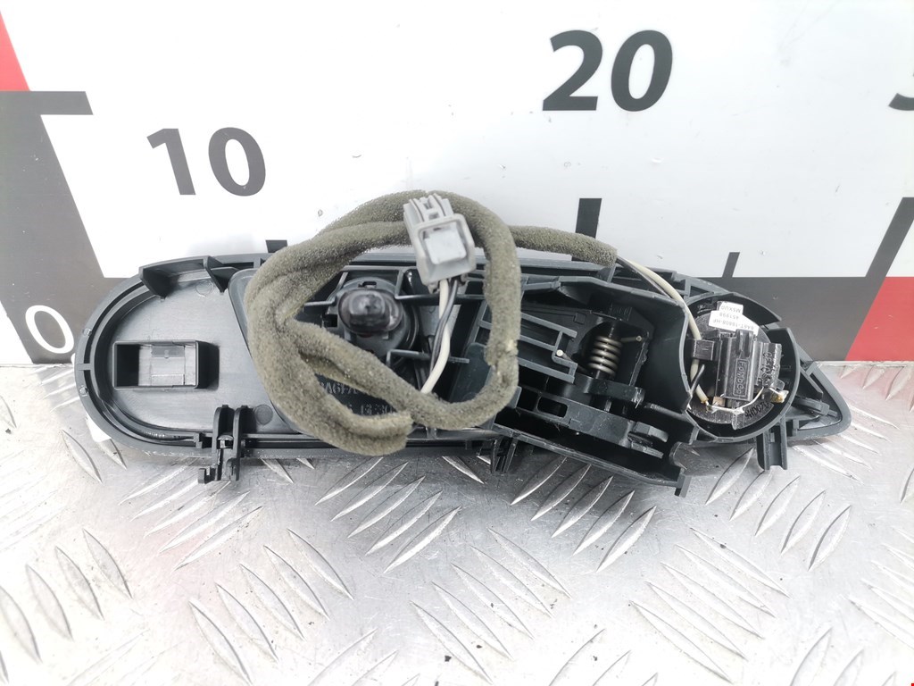 Ручка дверная передняя внутренняя левая FORD Fiesta 2008-2012