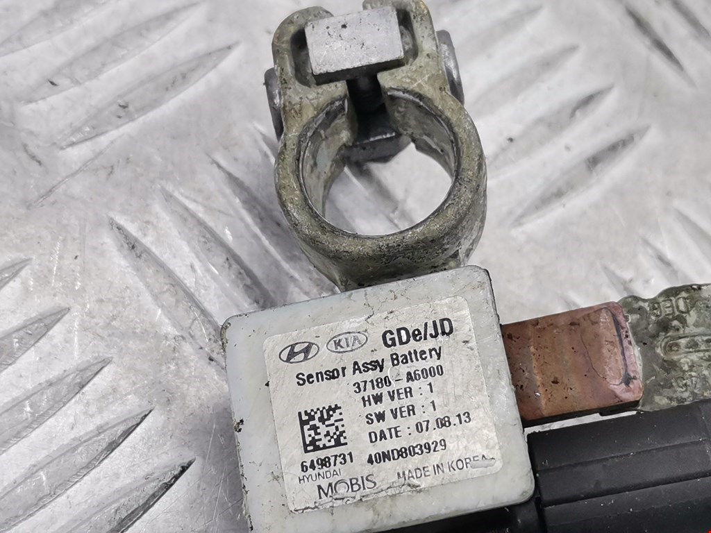 Клемма аккумулятора (минус) - HYUNDAI i30 2012-2017