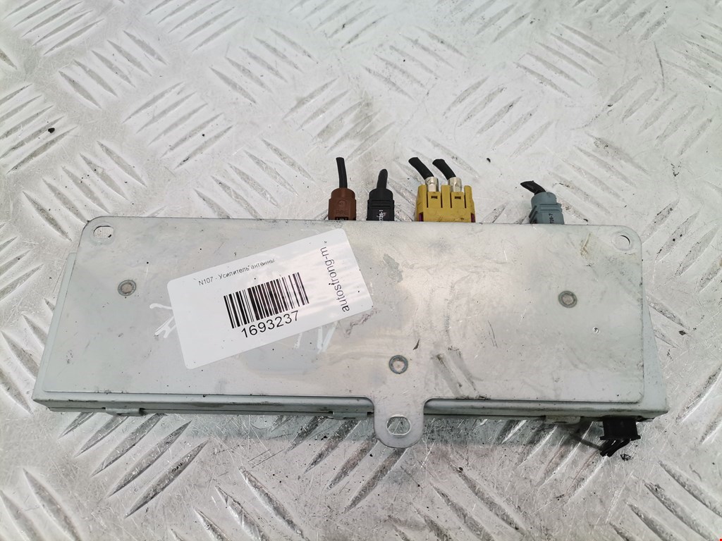 Усилитель антенны FORD Mondeo III 2000-2007