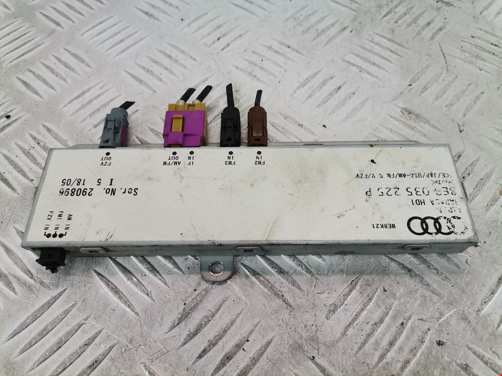 Усилитель антенны FORD Mondeo III 2000-2007