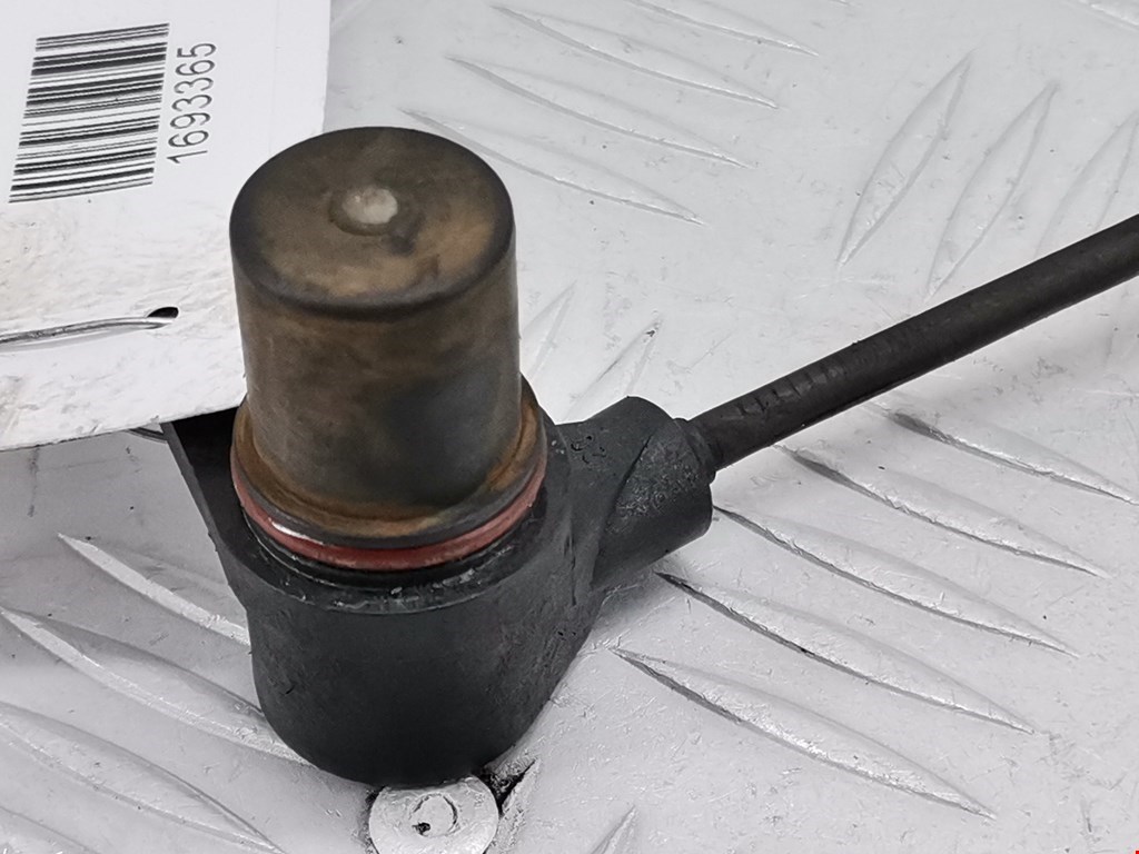 Датчик положения коленвала VOLKSWAGEN Polo III 1994-2001