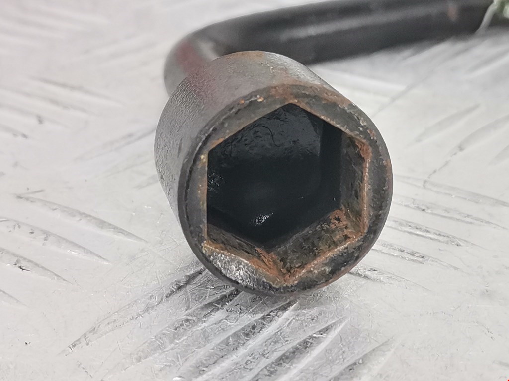 Ключ балонный LEXUS RX 300\330\350\400H 2003-2009