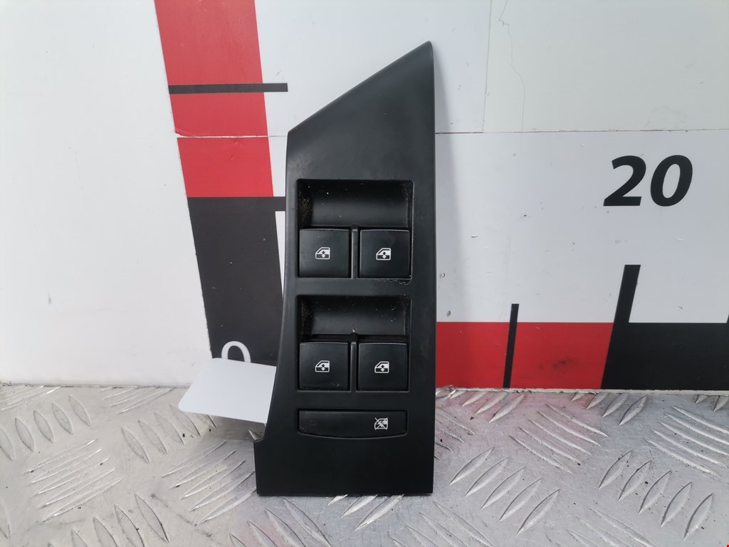 Блок управления стеклоподъемниками OPEL Astra J 2009-2017