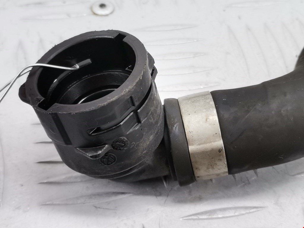 Патрубок отопителя SKODA Octavia A7 2013-2020