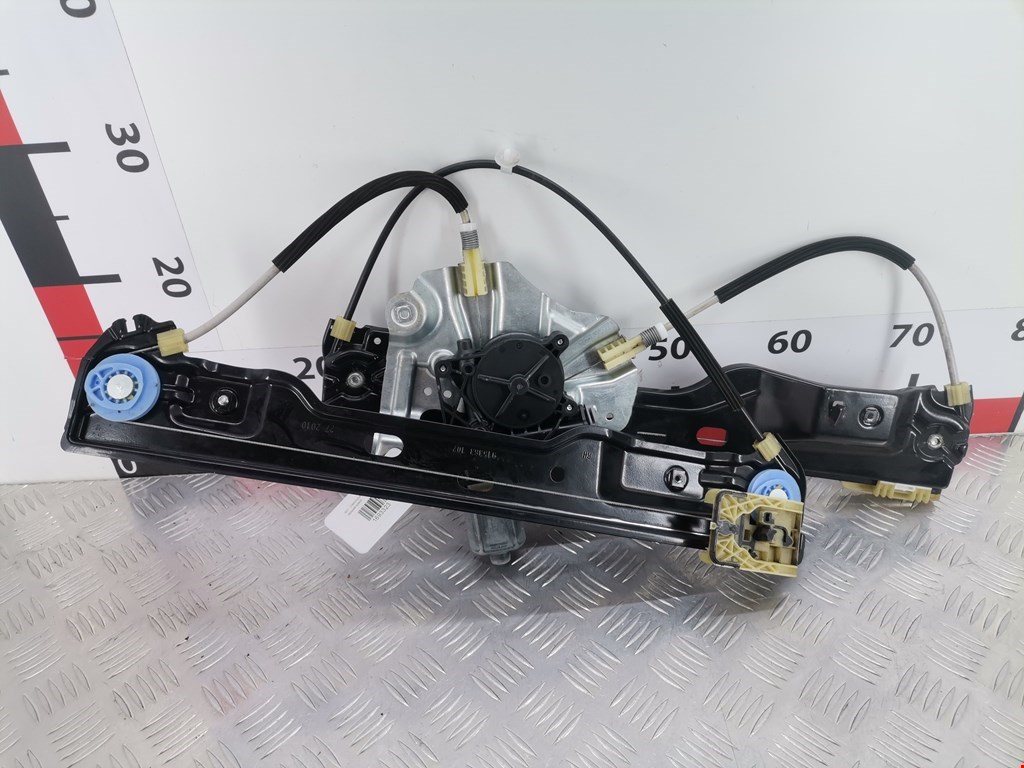 Стеклоподъемник передний правый OPEL Astra J 2009-2017