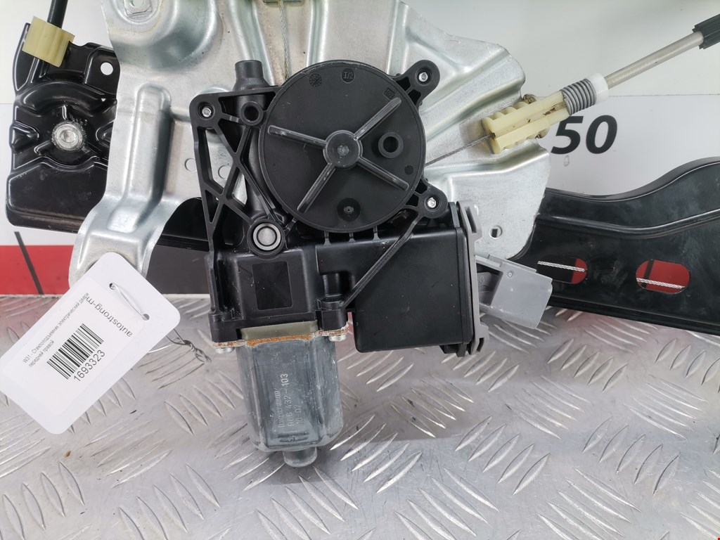 Стеклоподъемник передний правый OPEL Astra J 2009-2017