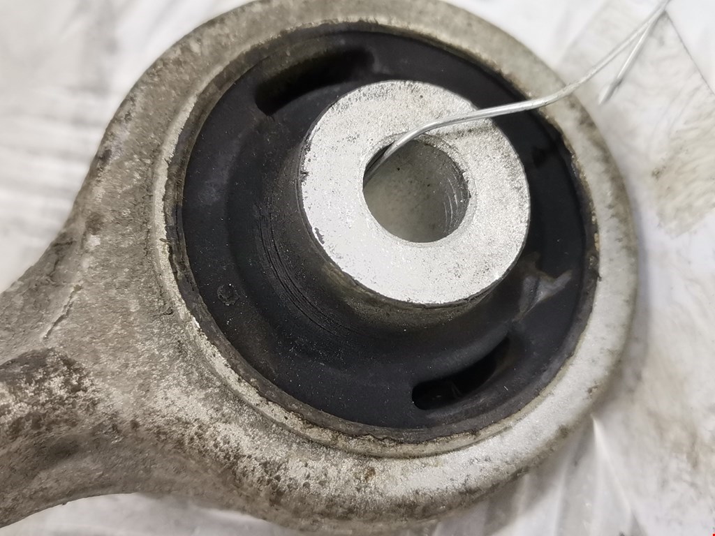 Рычаг передний правый VOLKSWAGEN Passat B5 1997-2005