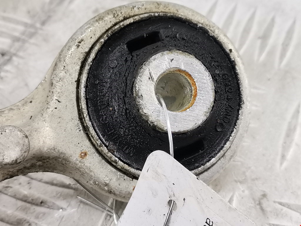 Рычаг передний правый VOLKSWAGEN Passat B5 1997-2005