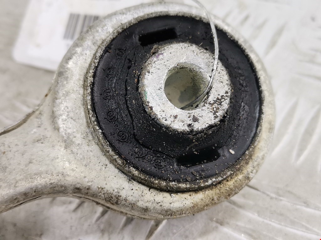 Рычаг передний правый VOLKSWAGEN Passat B5 1997-2005