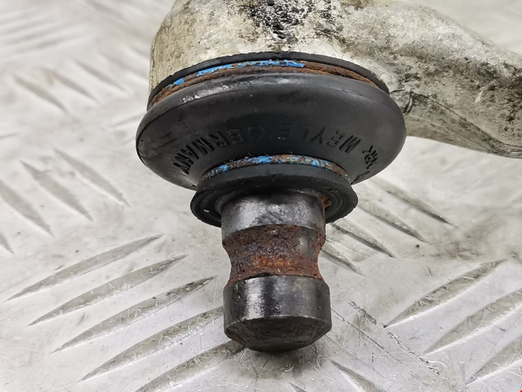 Рычаг передний правый VOLKSWAGEN Passat B5 1997-2005