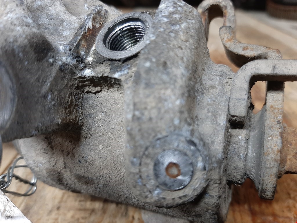 Суппорт задний правый SEAT Ibiza 2002-2008