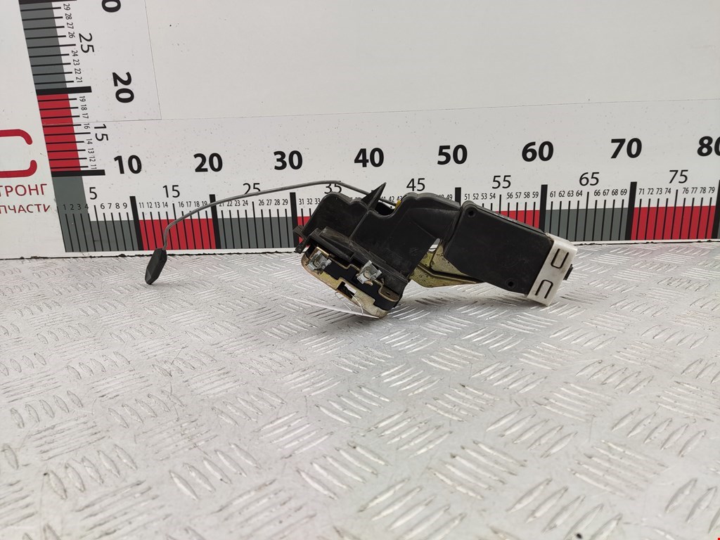 Замок двери передней правой MITSUBISHI Carisma 1995-1999