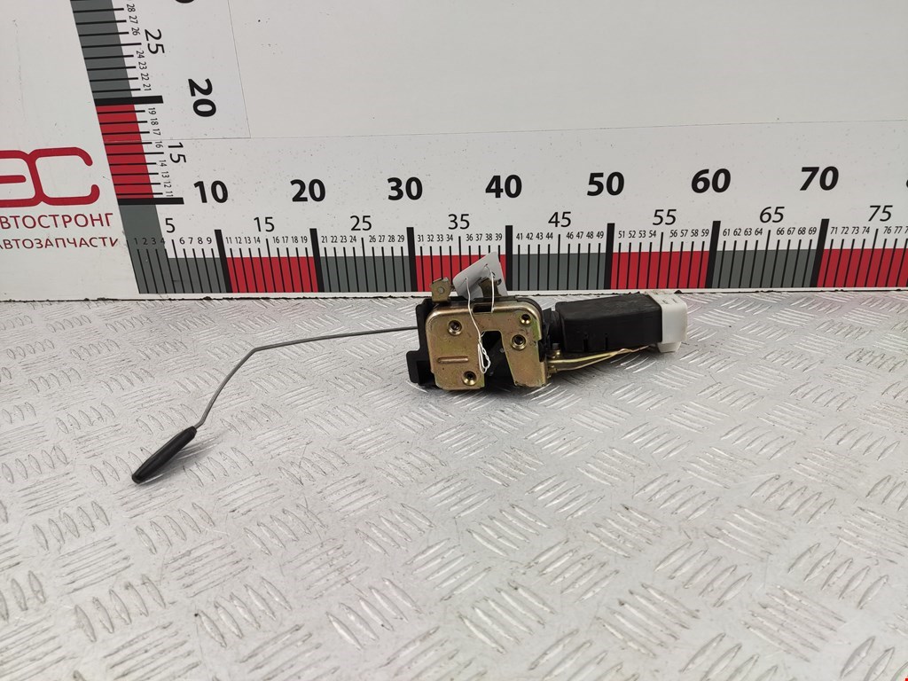 Замок двери передней правой MITSUBISHI Carisma 1995-1999