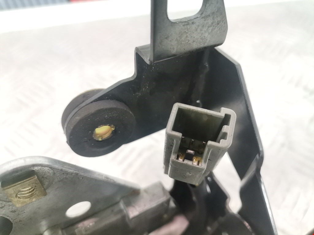 Моторчик стеклоочистителя задний JAGUAR X-Type 2001-2009