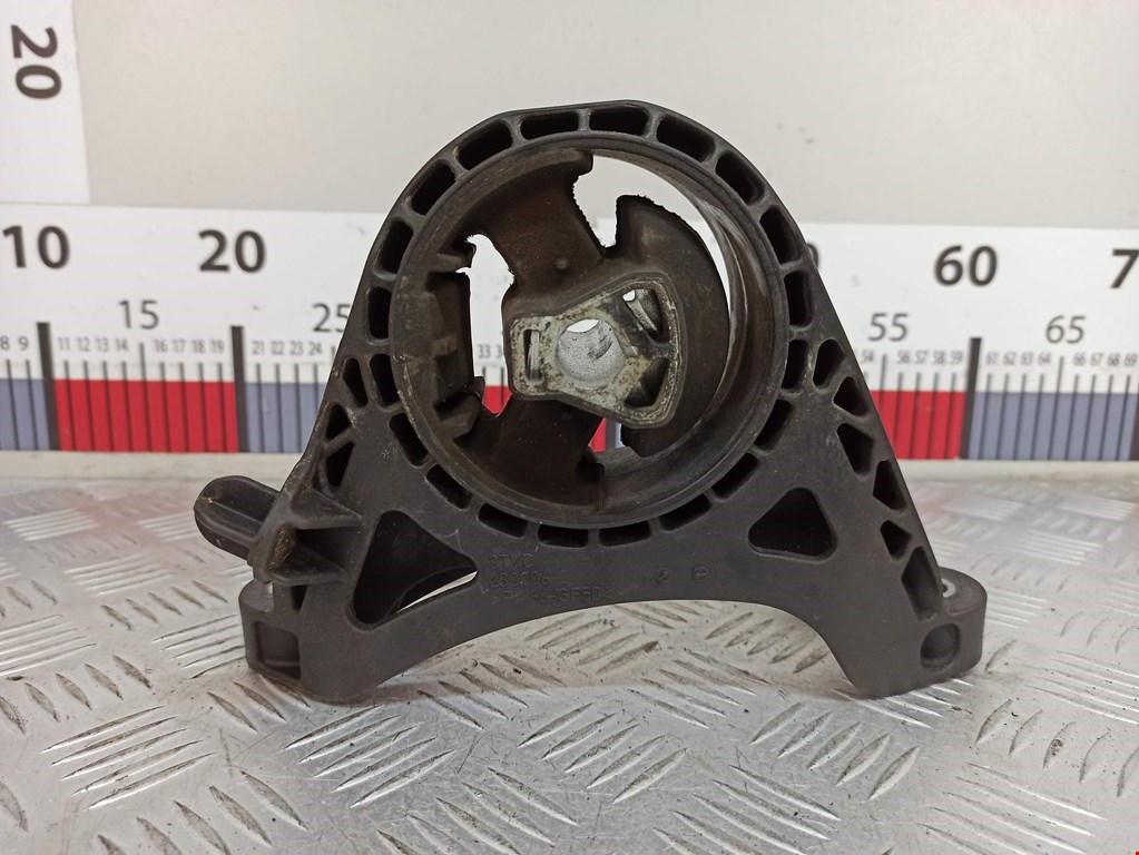 Подушка (опора) крепления двигателя Opel Astra J (2009-2018)