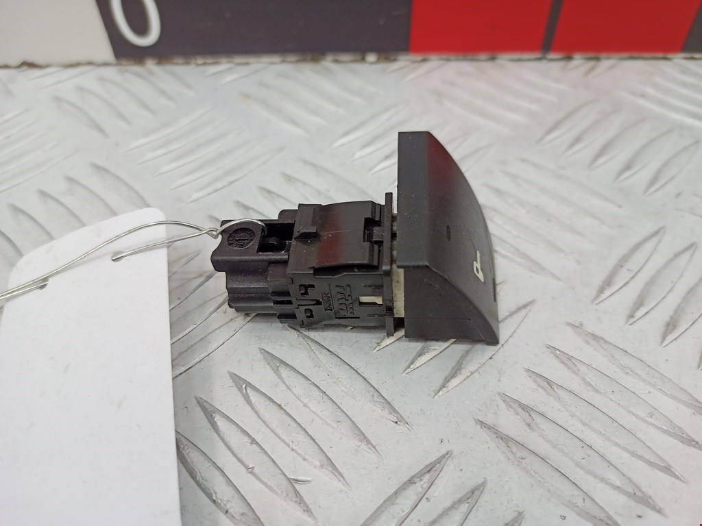 Кнопка центрального замка PEUGEOT 307 2001-2008