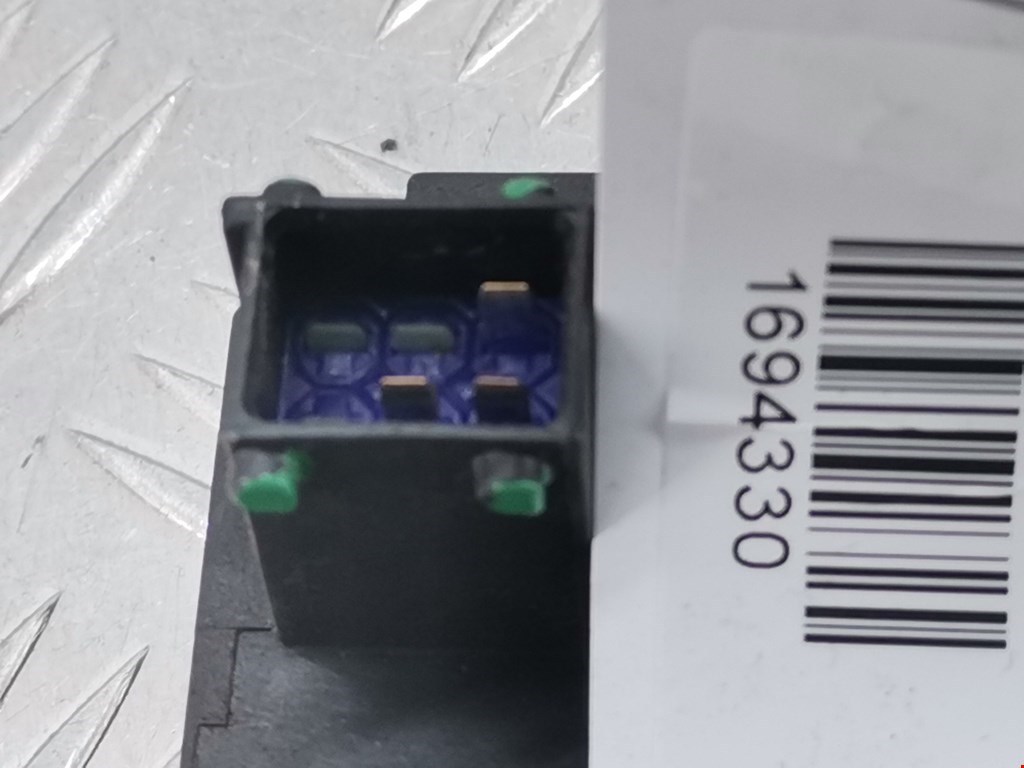 Замок двери задней правой OPEL Corsa C 2000-2006