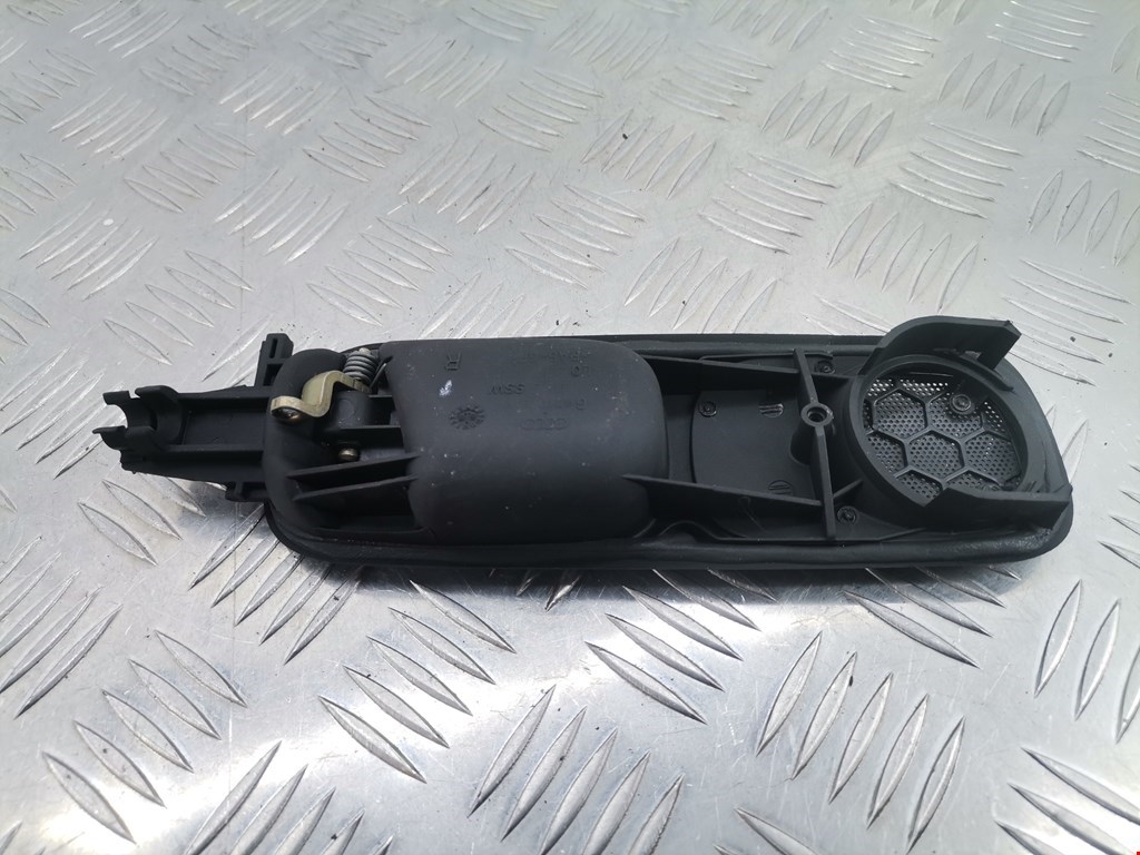 Ручка дверная передняя внутренняя правая AUDI A3 8L 1996-2003