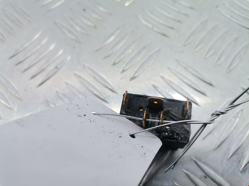 Кнопка стеклоподъемника AUDI A4 B5 1995-2001