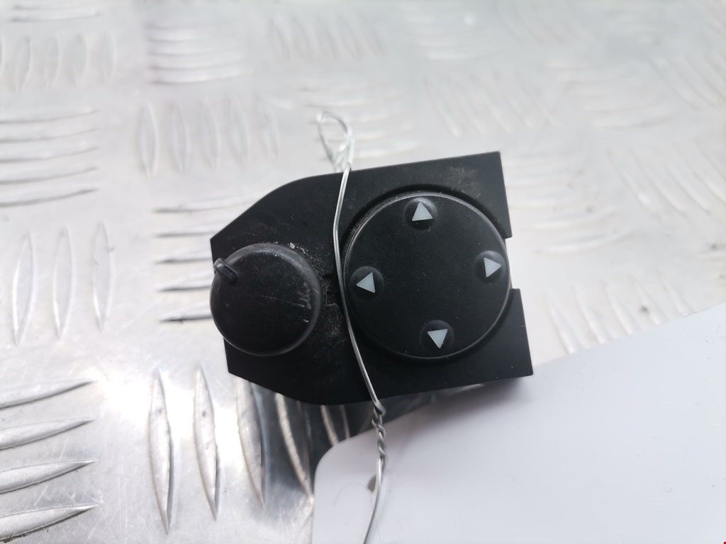 Блок управления зеркалами AUDI A4 B5 1995-2001