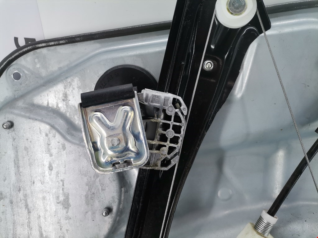 Стеклоподъемник передний левый MERCEDES-BENZ M-Class W164 ML 2005-2011