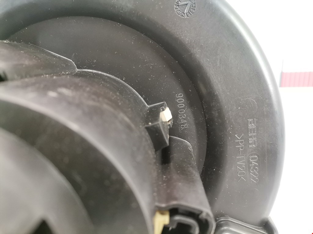 Моторчик (мотор) отопителя салона OPEL Astra G 1998-2005