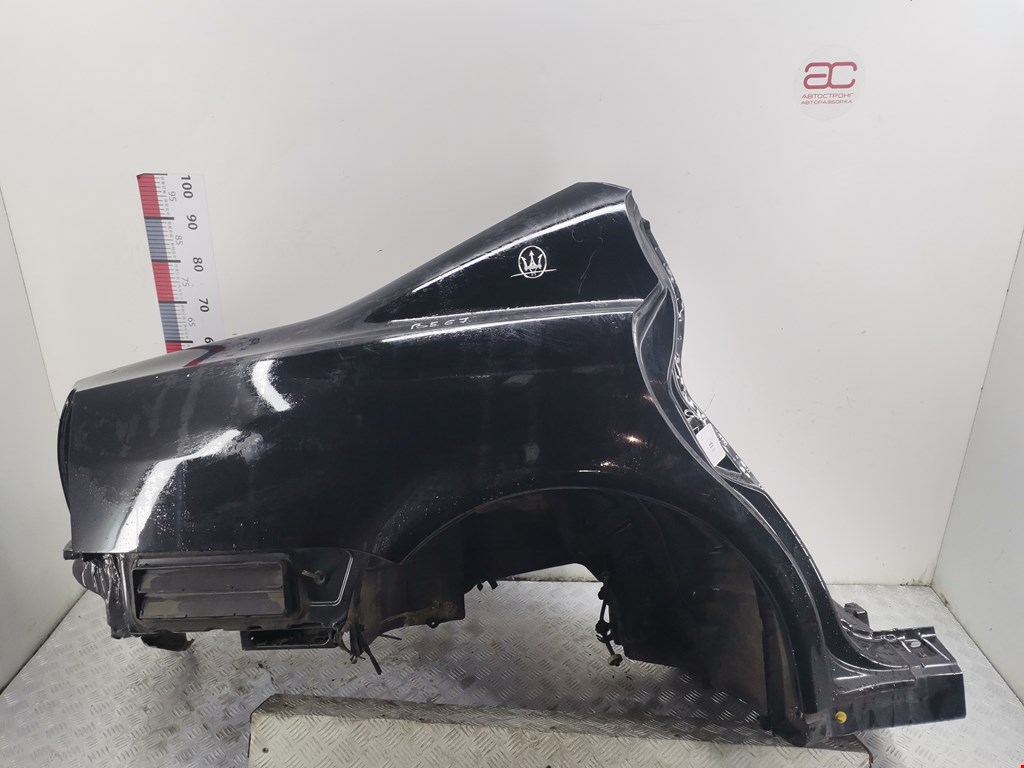Четверть кузова задняя правая (вырезанный элемент) Maserati Quattroporte 5 (2003-2012)