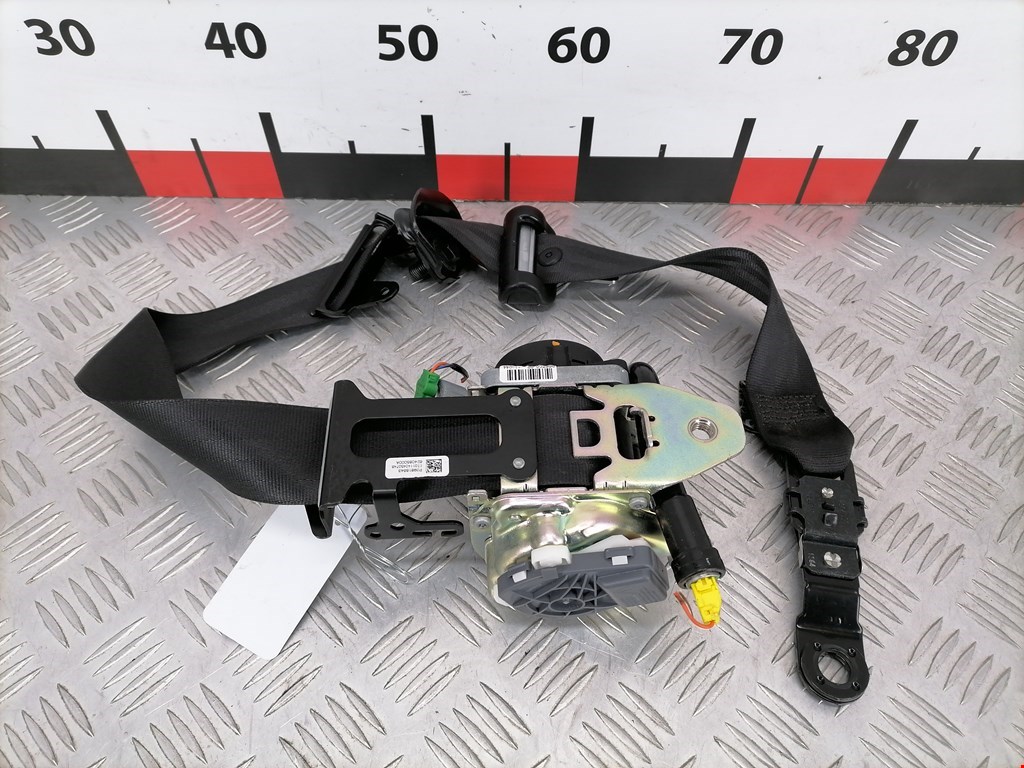 Ремень безопасности передний правый VOLVO V60 2010-2018