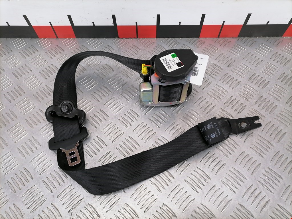 Ремень безопасности задний правый VOLVO V60 2010-2018