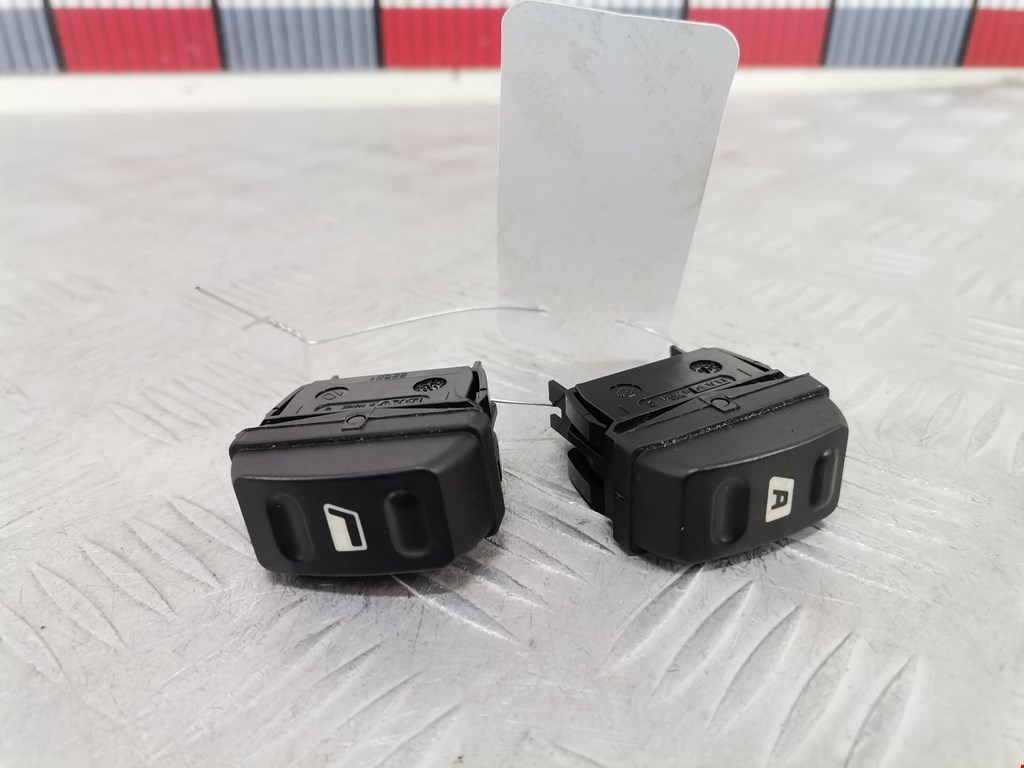 Кнопка стеклоподъемника CITROEN Xsara Picasso 1999-2012