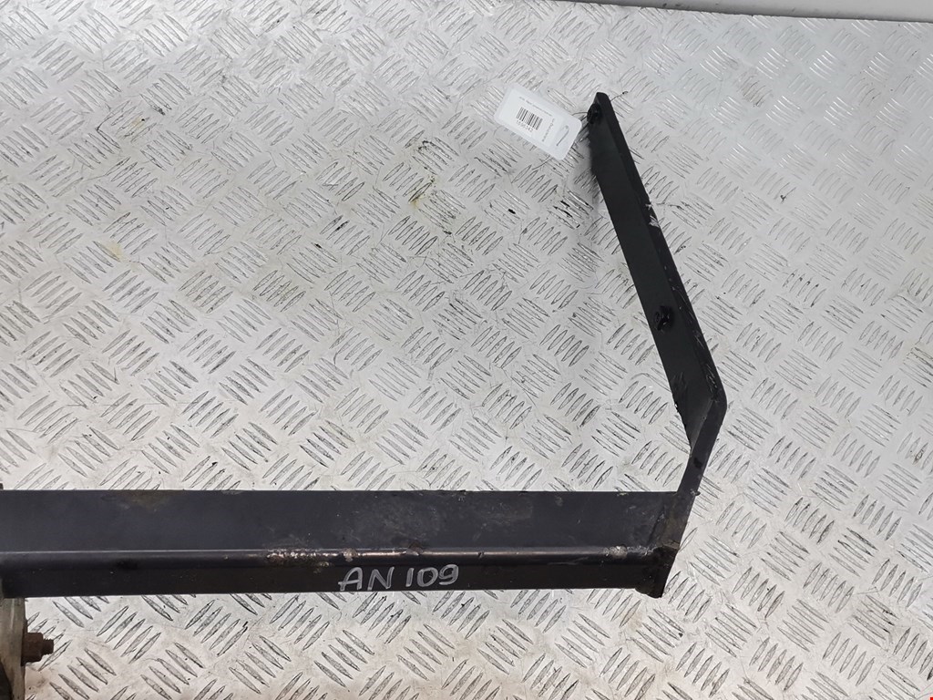 Фаркоп (прицепное устройство) FORD Focus II 2005-2011