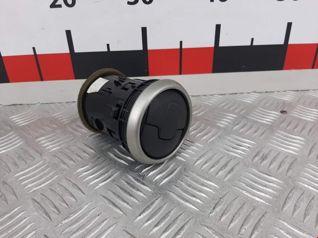 Дефлектор воздушный NISSAN Qashqai J10 2006-2013