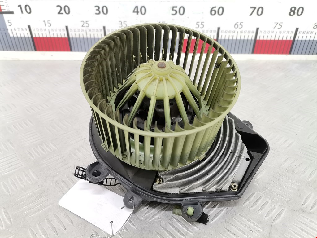 Моторчик (мотор) отопителя салона AUDI A4 B5 1995-2001