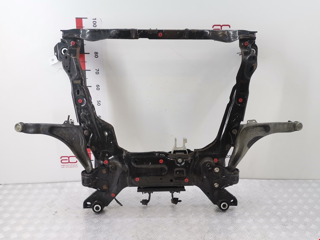 Балка передняя подрамник Volvo V60 1 (2010-2018)