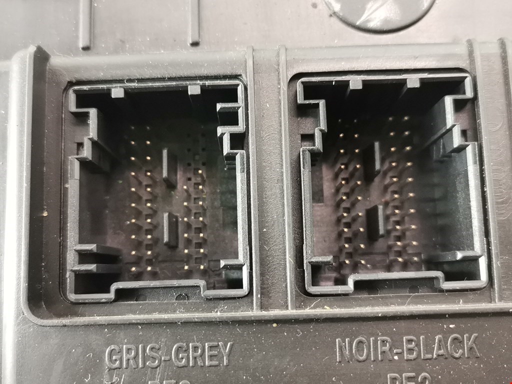 Блок комфорта RENAULT Scenic II 2003-2010