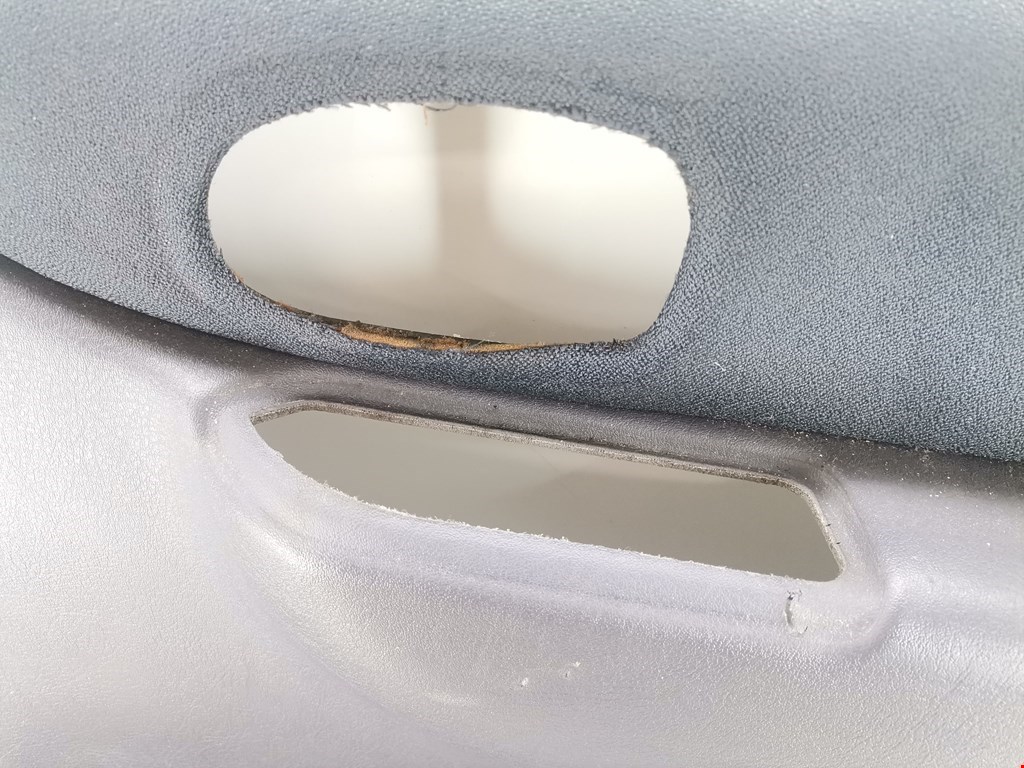 Обшивка двери задняя правая RENAULT Espace 1997-2003