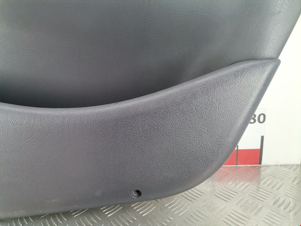 Обшивка двери задняя правая RENAULT Espace 1997-2003